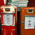 Ongerestaureerde Benzinepompen